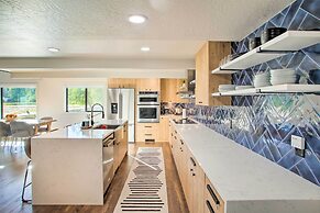 A Contemporary Dream: Lakefront Rathdrum Oasis!