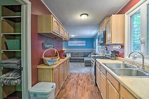 Peaceful Finger Lakes Apartment With Patio!