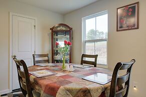 9 Mi to Duke University: Spacious Home w/ Yard!