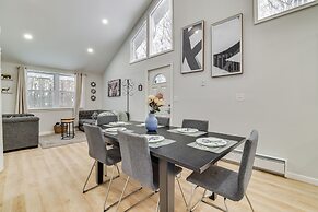 Walk to Lake: Tobyhanna Home w/ Hot Tub & Fire Pit