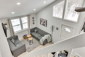 Walk to Lake: Tobyhanna Home w/ Hot Tub & Fire Pit