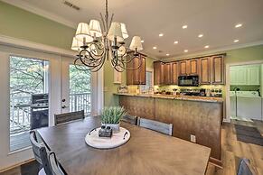 Chic Dtwn Townhouse w/ Hot Tub & Mtn Views!