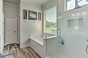 Chic Ranch Villa < 5 Mi to Lake Ray Roberts!