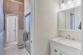 Chic Ranch Villa < 5 Mi to Lake Ray Roberts!