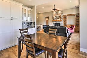 Chic Willamette Valley Home w/ Deck & Vineyard!