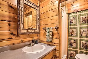 Cozy & Rustic Cottage With Houghton Lake Access!