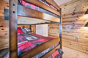 Cozy & Rustic Cottage With Houghton Lake Access!