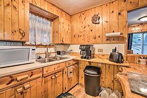 Cozy & Rustic Cottage With Houghton Lake Access!
