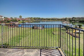 8 Mi to Kemah Boardwalk: Texas Gulf Home w/ Patio