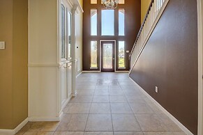 8 Mi to Kemah Boardwalk: Texas Gulf Home w/ Patio