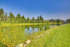 Dover Vacation Rental: Walk to Lake Pend!
