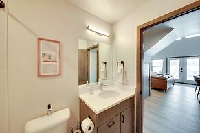 Dover Vacation Rental: Walk to Lake Pend!