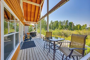 Dover Vacation Rental: Walk to Lake Pend!