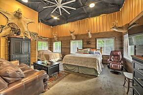 Family Leatherwood Resort Cabin w/ Fire Pit!