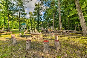 Family Leatherwood Resort Cabin w/ Fire Pit!