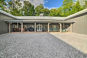 Family Leatherwood Resort Cabin w/ Fire Pit!