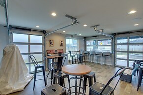 Green Bay Getaway Near Lambeau Field & Resch!