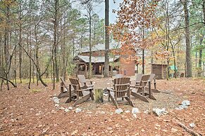 Expansive Broken Bow Cabin - Tranquil Setting