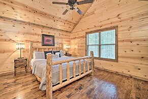 Expansive Broken Bow Cabin - Tranquil Setting