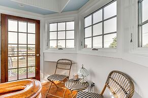 Downtown Essex Apartment - Steps to River!
