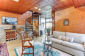 Downtown Essex Apartment - Steps to River!