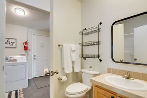 Utah Retreat - Hot Tub, Deck & Near National Parks