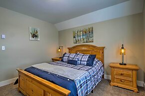 30 Mi to Crested Butte: Dog-friendly Home By River