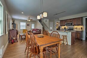 30 Mi to Crested Butte: Dog-friendly Home By River