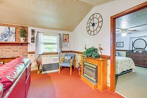 Heathsville Home w/ Sunroom < 10 Mi to Beach!