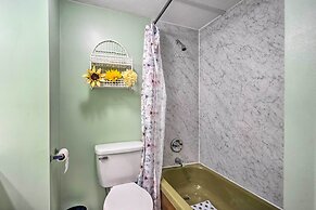 Heathsville Home w/ Sunroom < 10 Mi to Beach!