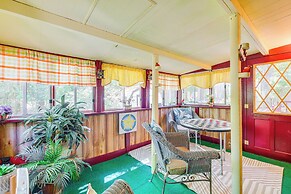 Heathsville Home w/ Sunroom < 10 Mi to Beach!