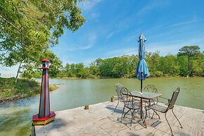 Heathsville Home w/ Sunroom < 10 Mi to Beach!