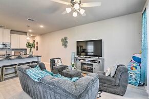 La Porte Getaway w/ Deck: Steps to Beach!