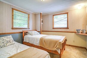 Dandridge Cabin in Inspiration Cove w/ Lake Access