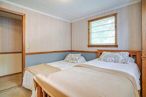 Dandridge Cabin in Inspiration Cove w/ Lake Access