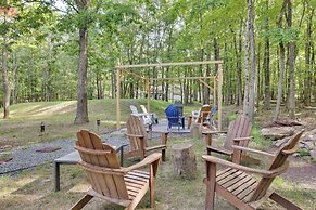 Deck & Fire Pits: Immaculate Poconos Lodge!
