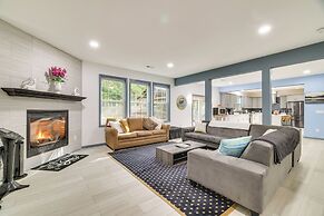 Deck & Fire Pits: Immaculate Poconos Lodge!