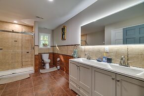 Deck & Fire Pits: Immaculate Poconos Lodge!