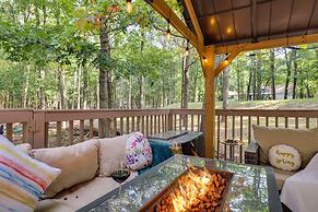 Deck & Fire Pits: Immaculate Poconos Lodge!