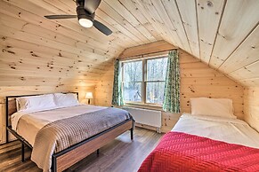 Inviting Webb Lake Cabin w/ Mountain Views