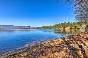 Inviting Webb Lake Cabin w/ Mountain Views
