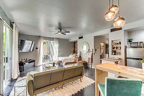 Near Golf: Indian Wells Studio w/ Pool Access