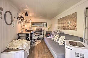 Las Animas Studio w/ Lush Backyard Paradise!