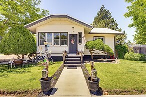 Las Animas Studio w/ Lush Backyard Paradise!