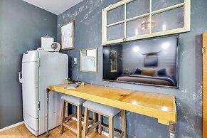 Las Animas Studio w/ Lush Backyard Paradise!