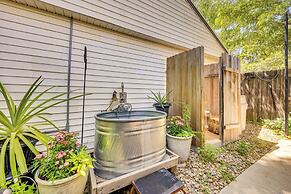 Las Animas Studio w/ Lush Backyard Paradise!