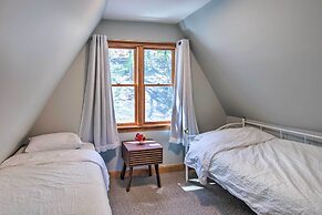Lakefront Retreat w/ Kayaks, Grill, Fire Pit!