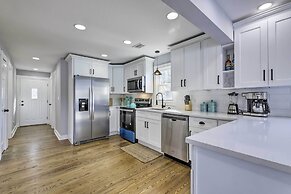 Lakefront Home: 2 Mi to Air Line State Park Trail!