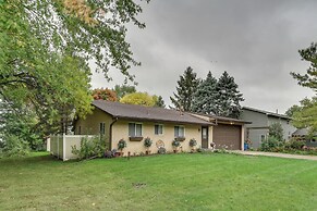 Hugo Home, Direct Lake Access & Private Dock!