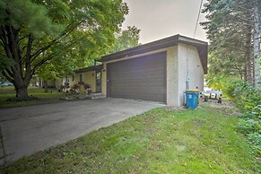 Hugo Home, Direct Lake Access & Private Dock!